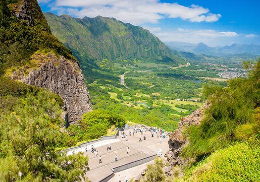 Nuuanu-Pali-Lookout-01-landscape.jpeg